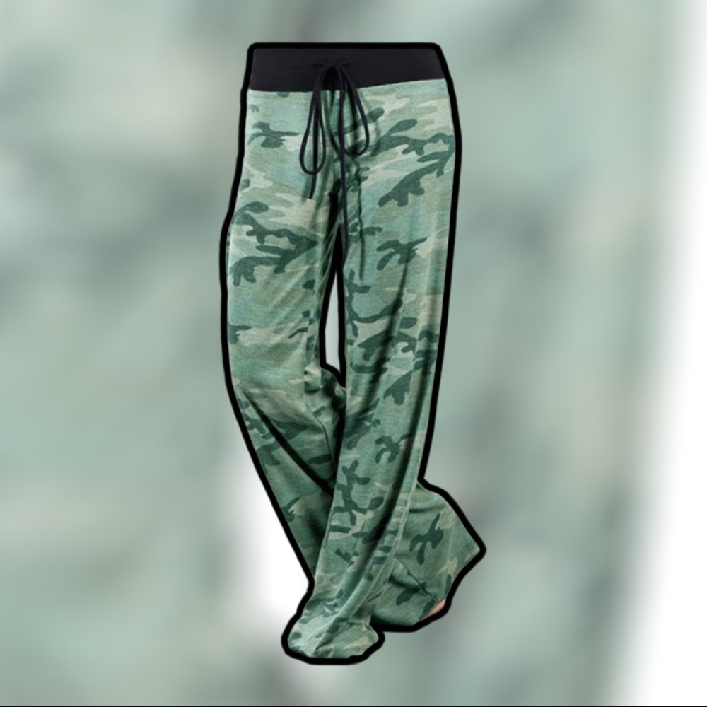 New camouflage wide leg lounge/palazzo pants - Picture 10 of 11